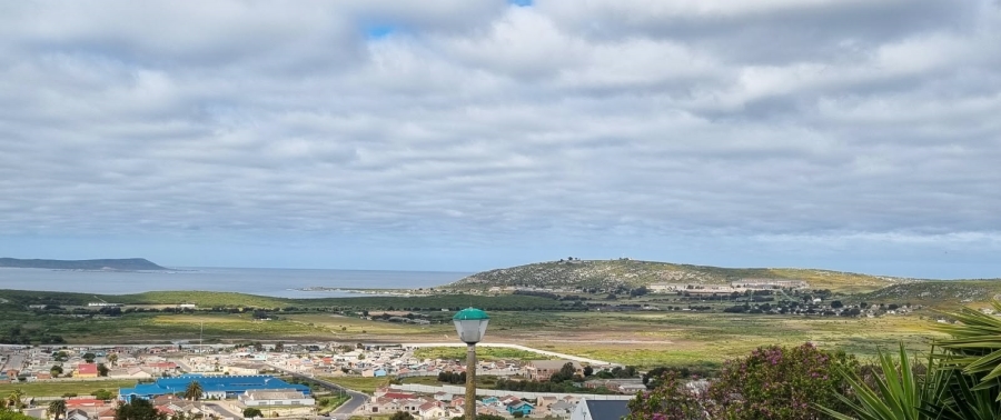 2 Bedroom Property for Sale in Hoogland Western Cape